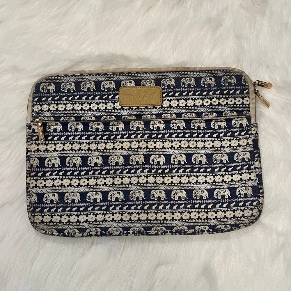 CoolBell Laptop Softshell Case. Colorful Elephant Design.
